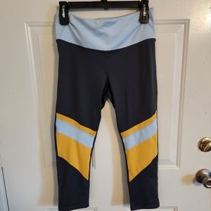 Athletic leggings